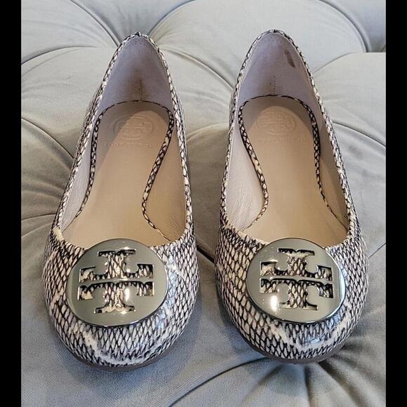 Tory Burch Reva Logo Black Pewter Cobra Ballet Flats Women Shoe 5.5 New 11158609 - Picture 2 of 14